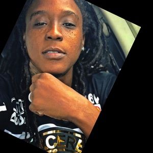 Meet your Posher, Keeya